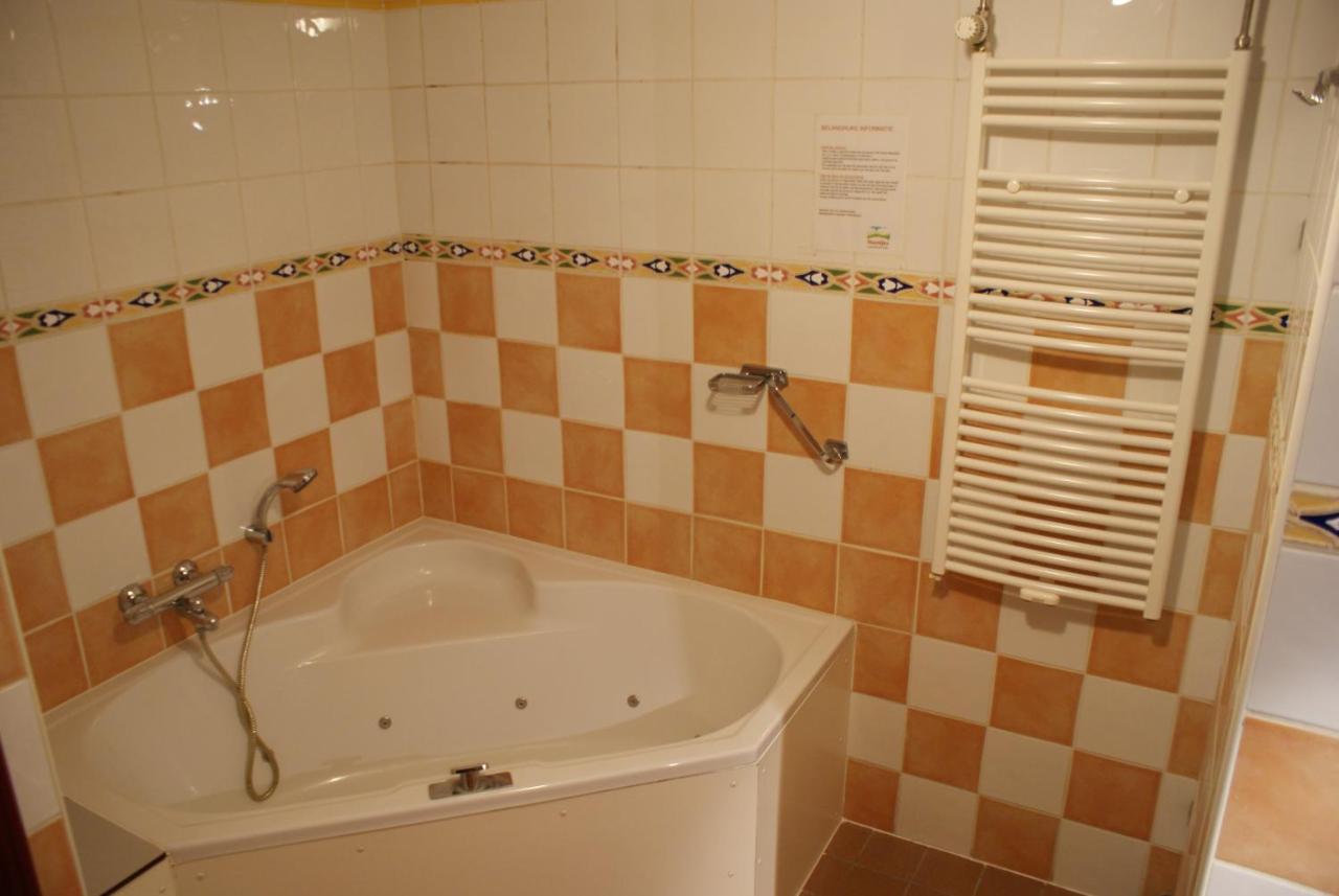 Haantjes Vakantiepark Hotel Formerum Luaran gambar